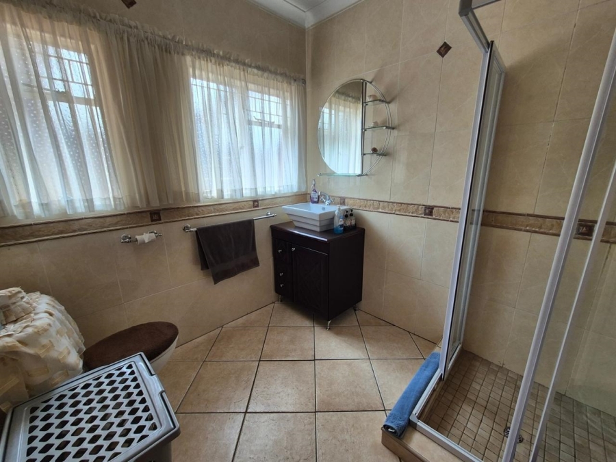 3 Bedroom Property for Sale in Manzil Park North West